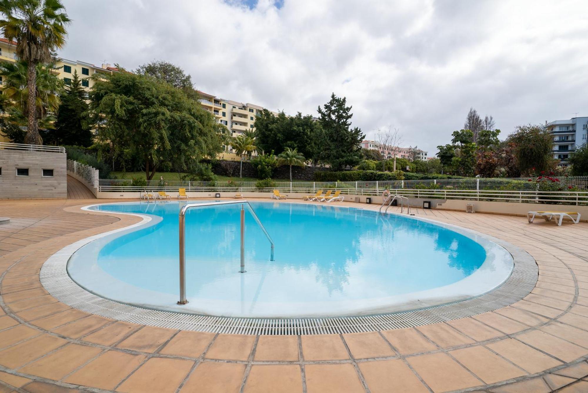 Green Park Ajuda Apartment Funchal  Exteriör bild